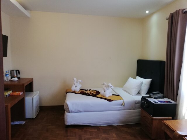 クイーンズ パーク ホテル