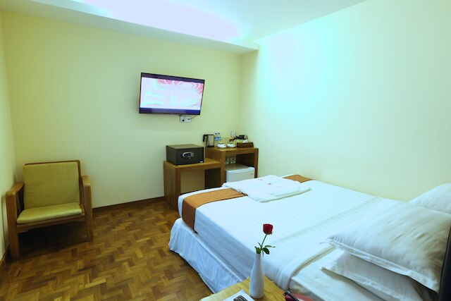 クイーンズ パーク ホテル