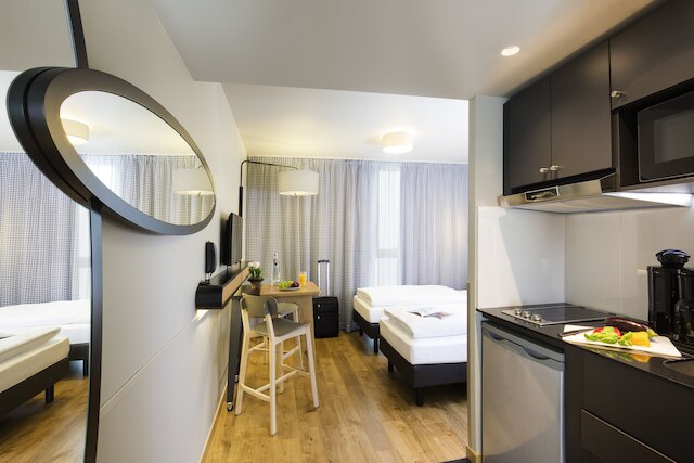 アパートスタイルホテル アダージョ アクセス ラ デファンス プトー