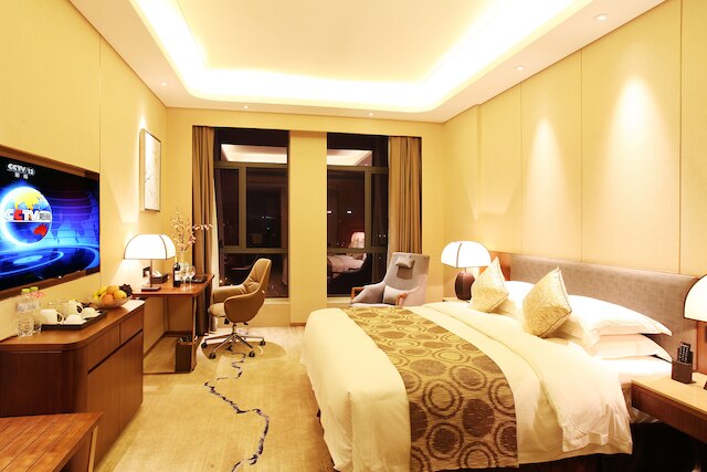 ラマダ プラザ長沙南 (长沙雅士亚华美达广场酒店)