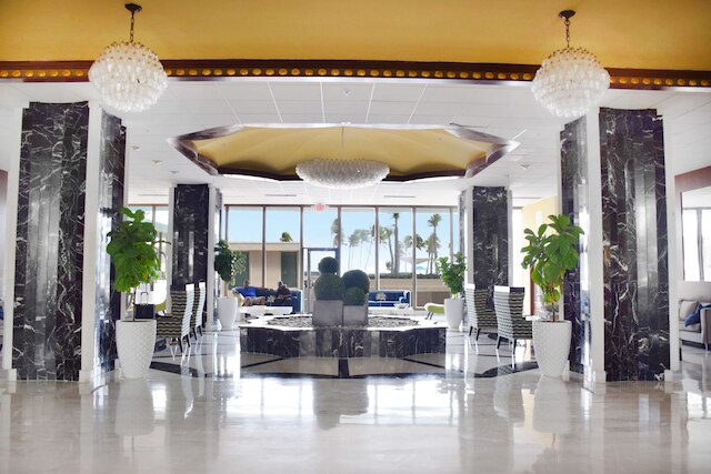 シーコースト スイーツ オン マイアミ ビーチ