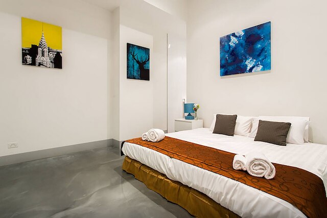 アンカー オン リトル コリンズ - サザン