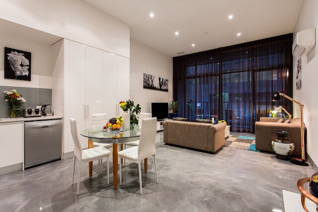 アンカー オン リトル コリンズ - サザン