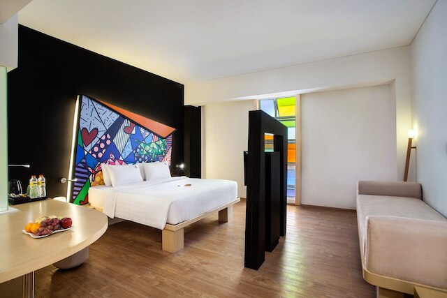 マックスワン ティダー スラバヤ