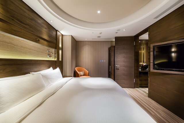 グリーンワールド 台北駅 (洛碁大飯店驛)