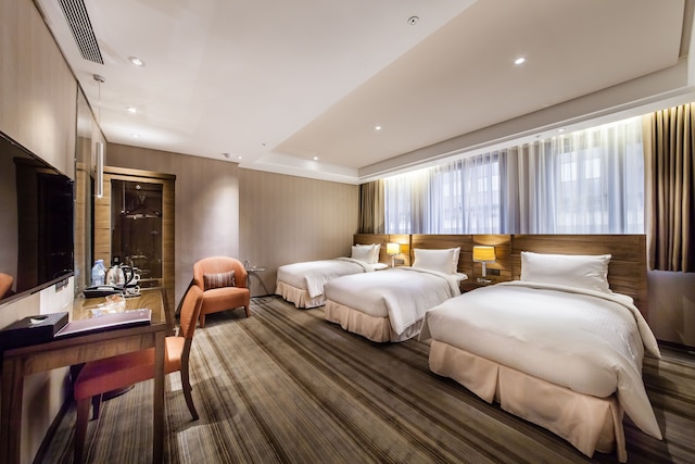 グリーンワールド 台北駅 (洛碁大飯店驛)