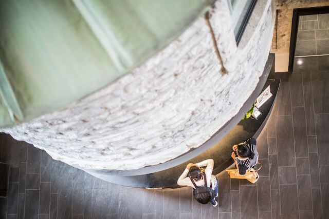 オテレリー デクスペリオンス オ モナステール デ オーギュスティン