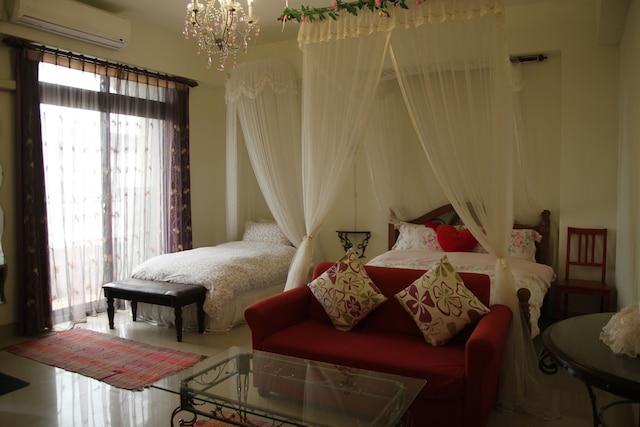 クリスタル ブルー シー メイド