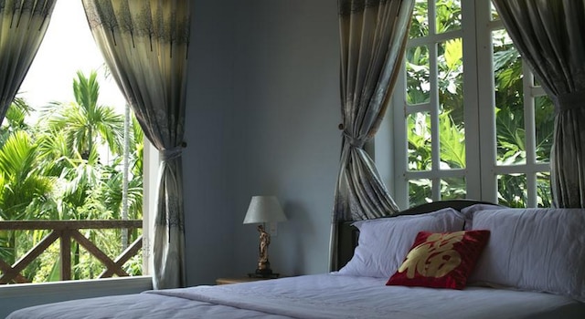 リラ ホームステイ ホイ アン