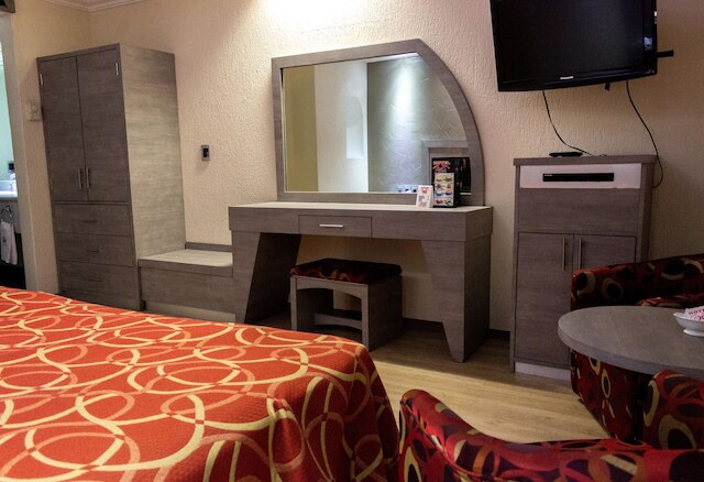 ホテル アンボス ムンドス