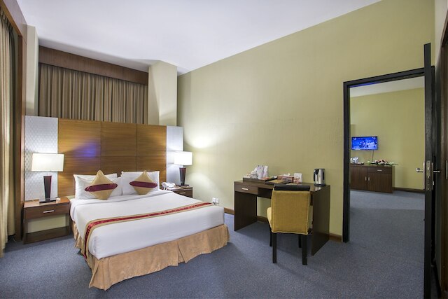 ローズ ビュー ホテル