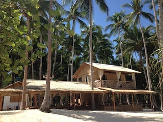 イスラ エクスペディションズ