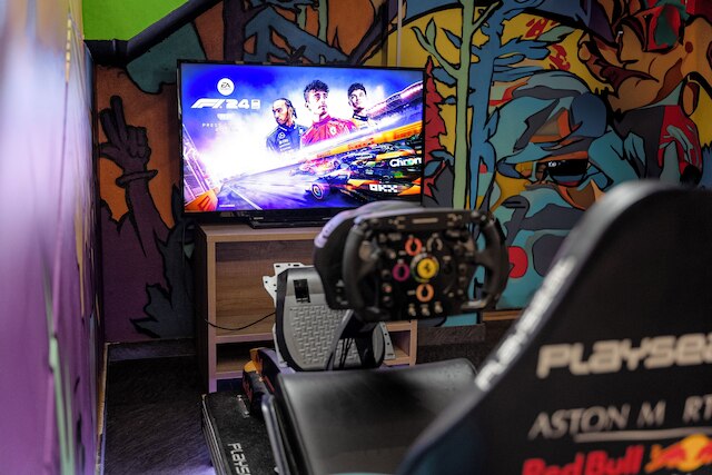 アムステルダム テレポート ホテル