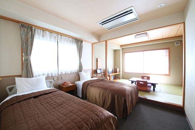 信州湯田中温泉旅館はくら