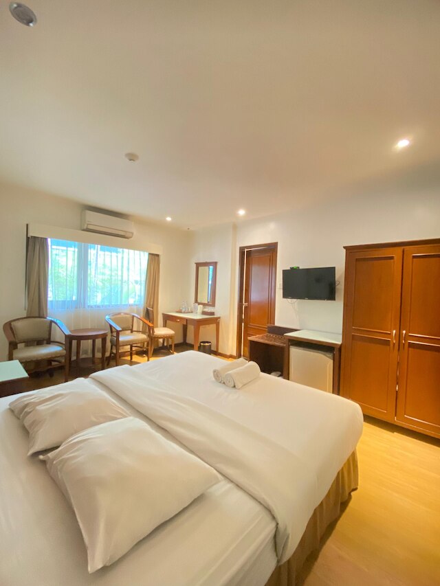 シプタ ホテル ワヒド ハシム