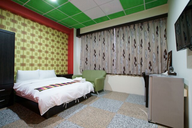 アンチン 67 ホームステイ (安慶67精品套房館)