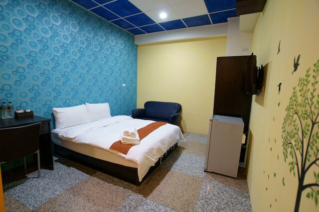 アンチン 67 ホームステイ (安慶67精品套房館)