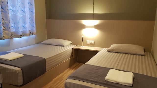 バーン・チャナソングクラム - ホステル