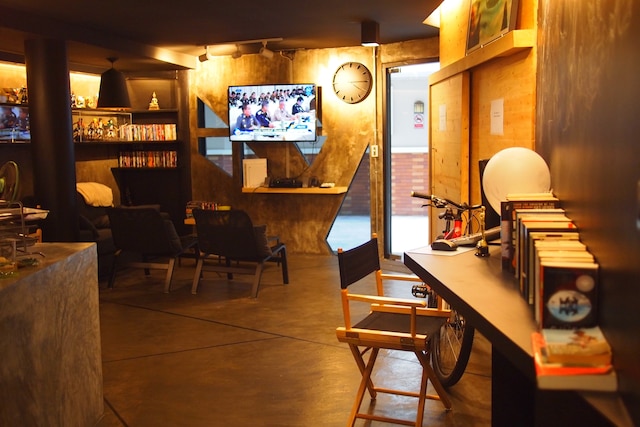 C40 ウィンクス ホステル