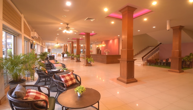 チュンポーン ガーデンズ ホテル