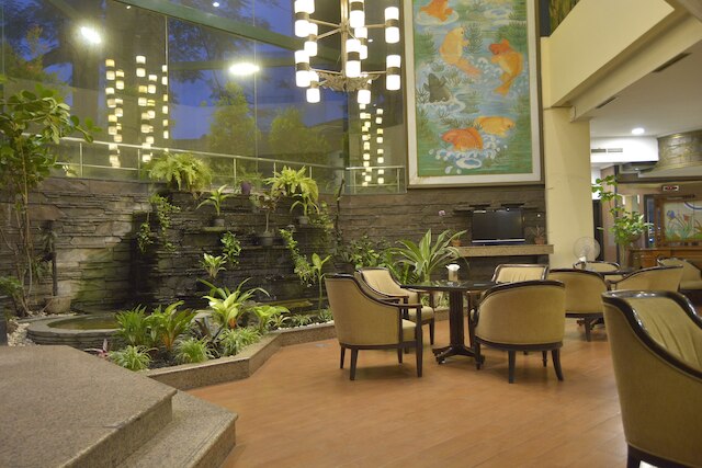 クダトン ホテル