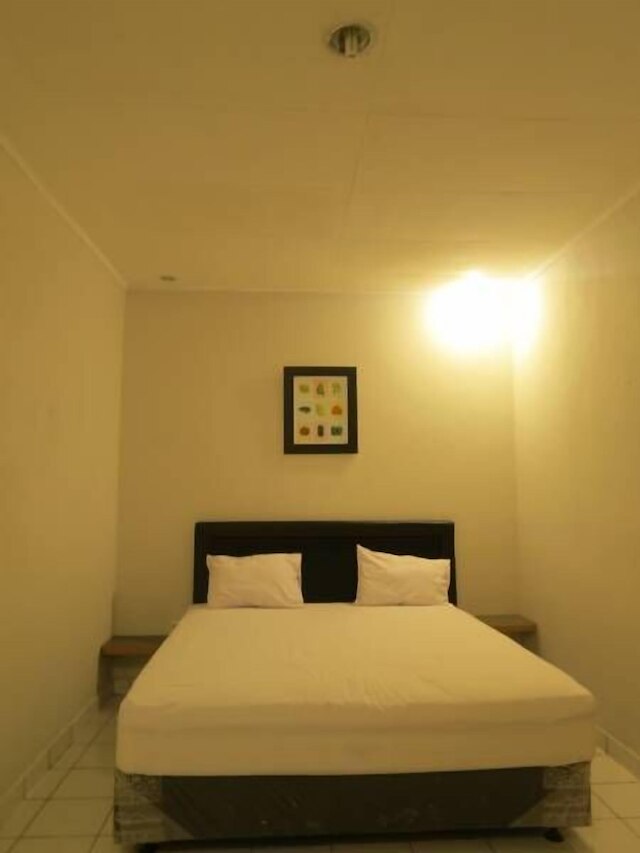 エレナーズ ホーム アット エイクマン