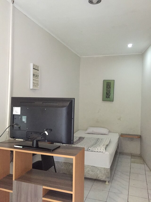 エレナーズ ホーム アット エイクマン