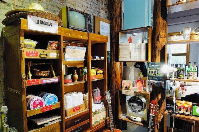 フチ ホステル - 和平 (福憩背包客棧)