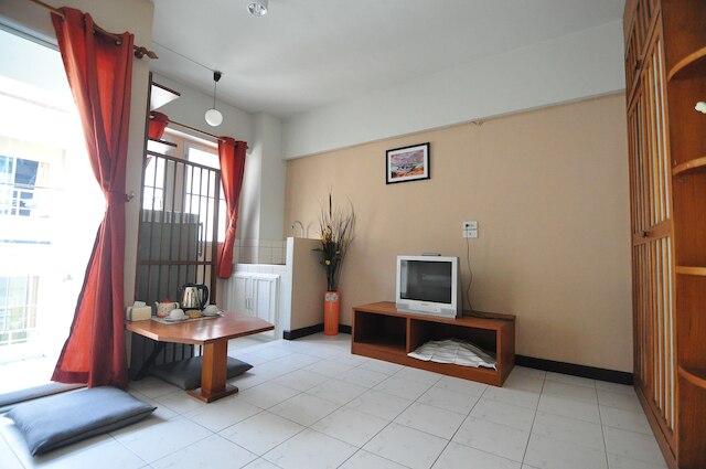 ザ リビング ルーム サービスド アパートメント