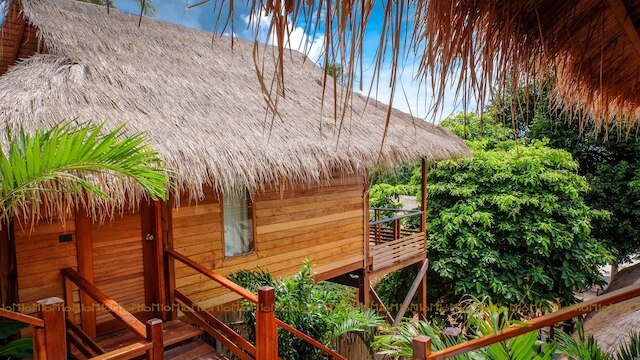 テン ムーンズ リペ リゾート