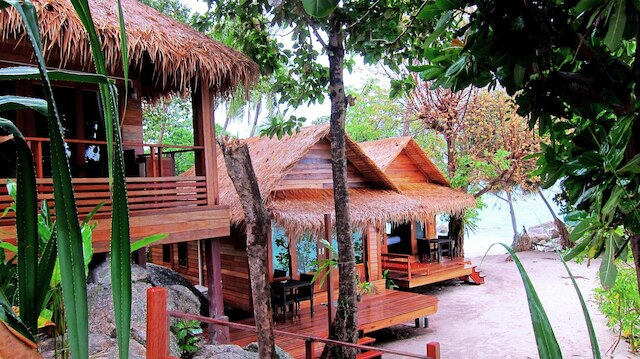 テン ムーンズ リペ リゾート