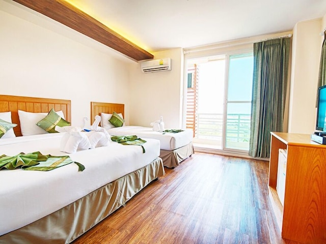 TM ランド ホテル