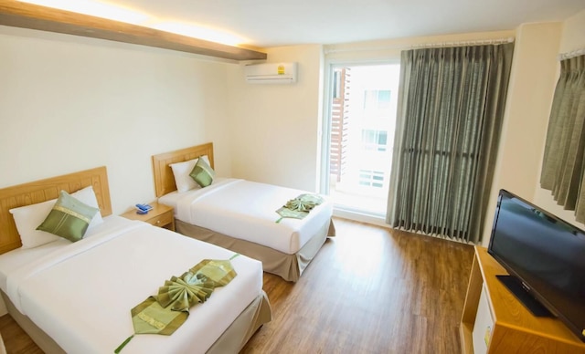 TM ランド ホテル