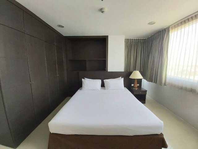 アンポ レジデンス