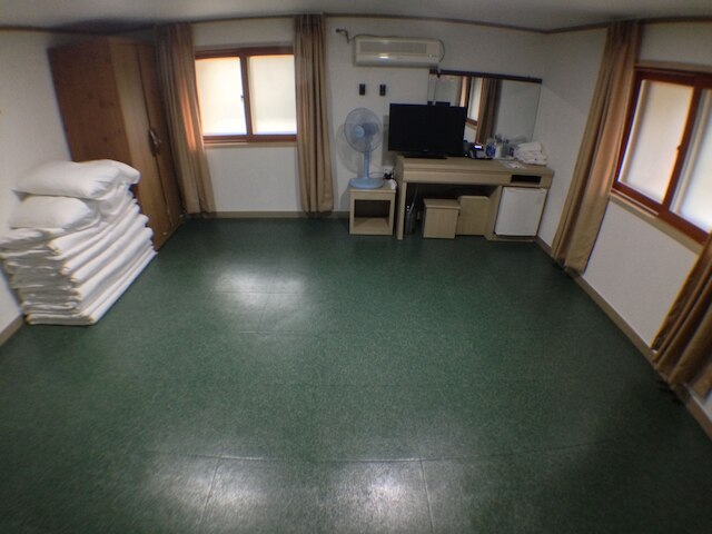 スアンボ サイパン ホット スプリング ホテル