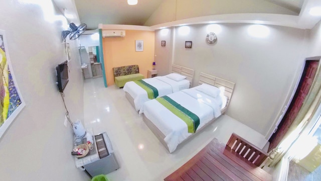 Q ゾーン ブティック