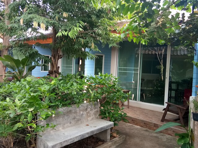 Q ゾーン ブティック