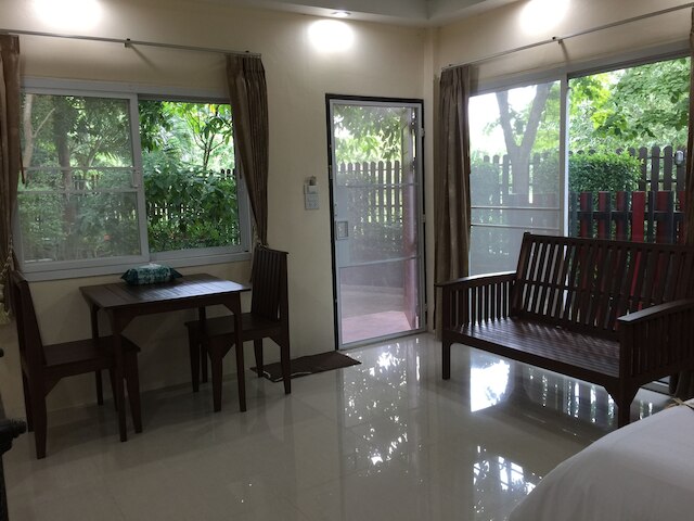 Q ゾーン ブティック