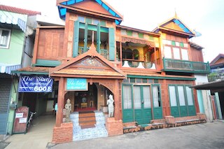 ザ シックスティ アット アユタヤ