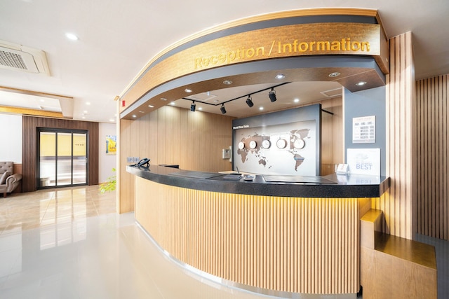 The 7 Business Hotel