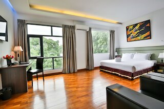 スカイ ビュー ホテル ヤンゴン