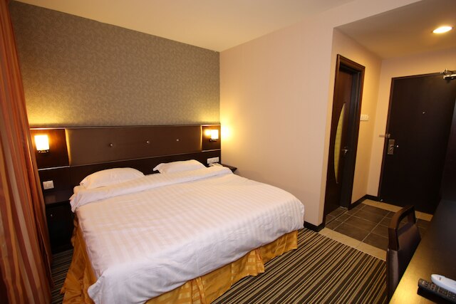 1 シティ ホテル