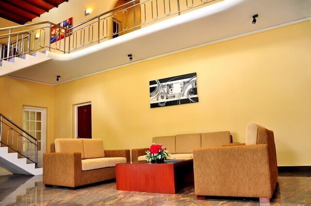 グランド7ホテル - タラワトゥゴダ