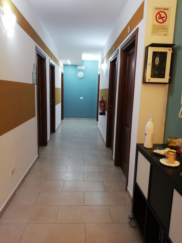 ザ イエロー ハウス