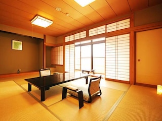 ホテル圓山荘 西乃館