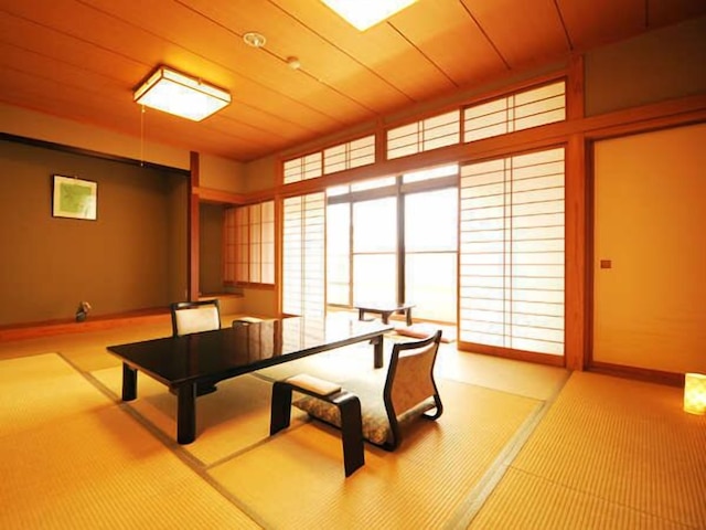 ホテル圓山荘 西乃館