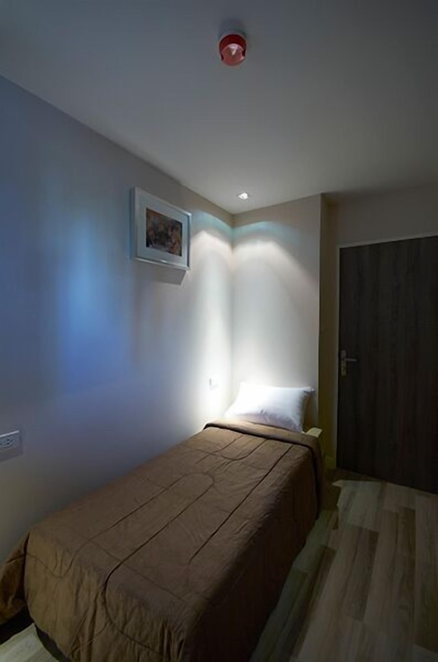 ザ プレゼント サトーン