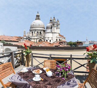 ドルソドゥーロ シャルム アパートメンツ