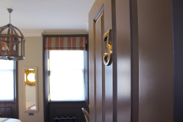 ザ ワン タン パブ アンド ルームズ