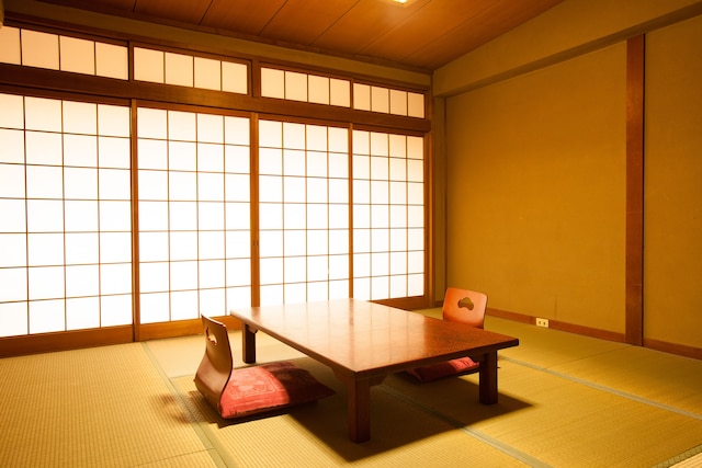 城崎温泉 街のねどこ kinsui